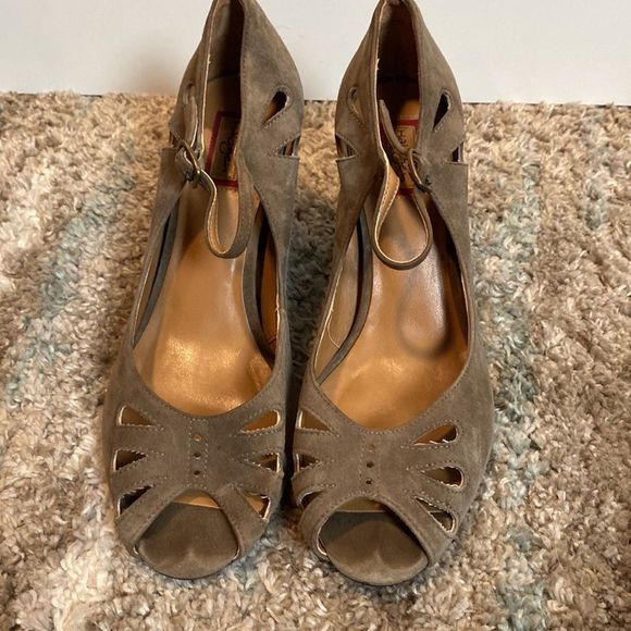 Halogen Brown Suede Cutout Wedges - Picture 3 of 7
